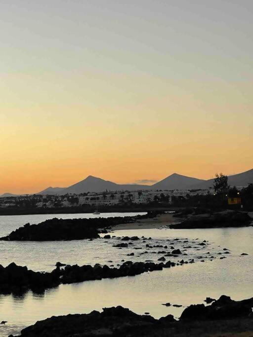 Precioso Rincon Entre El Mar Y Los Volcanes Costa Teguise Exteriér fotografie
